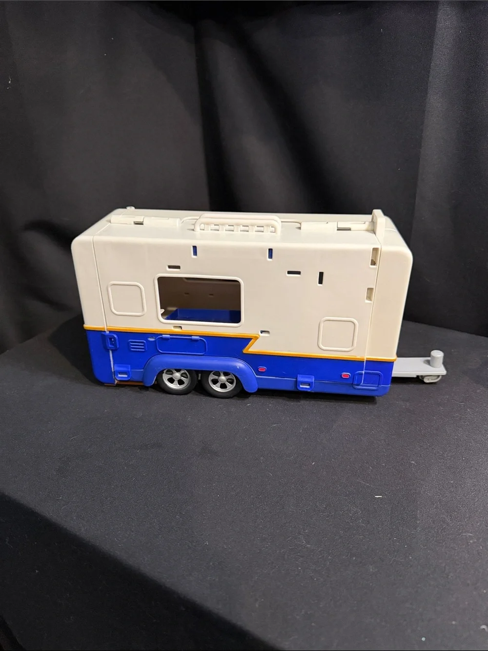 Bluey Ultimate Caravan Adventures